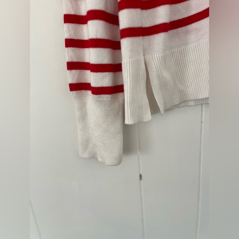Marled LOVE Sweater Red Stripe White Crewneck Pullover Size Medium - Picture 2 of 11